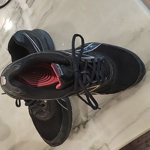 Women's Reebok athletic shoes